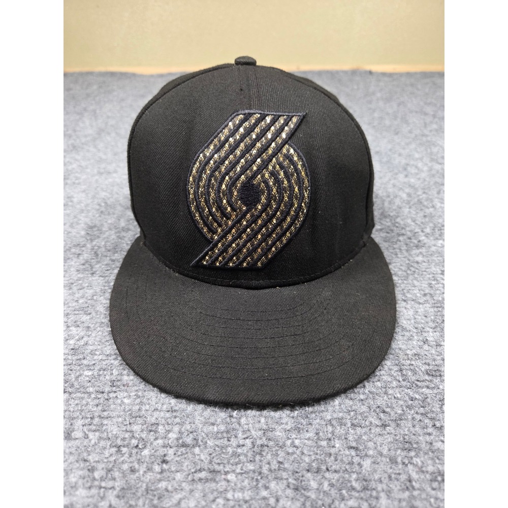 Portland Trail Blazers Snapback Hat OSFA New Era Black Gold Textured Logo 9FIFTY